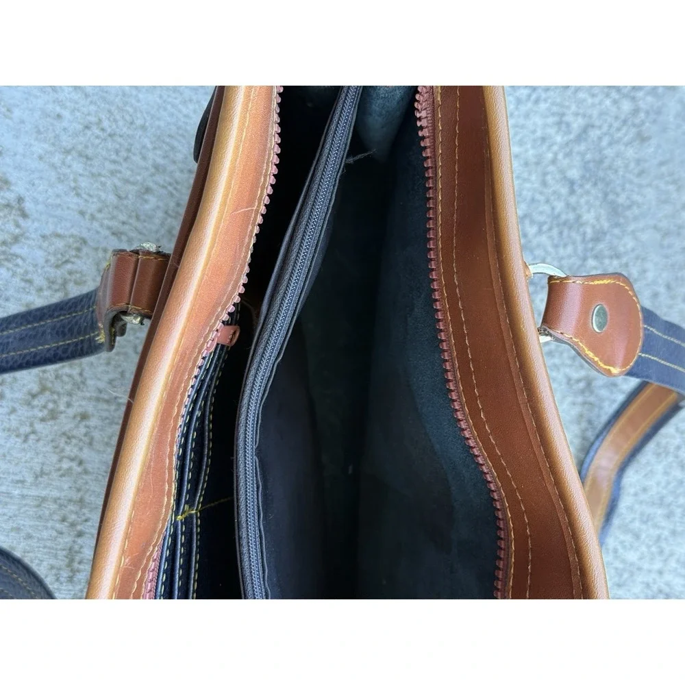Beautiful Dooney & Bourke Navy Pebbled Leather Shoulder Satchel Briefcase